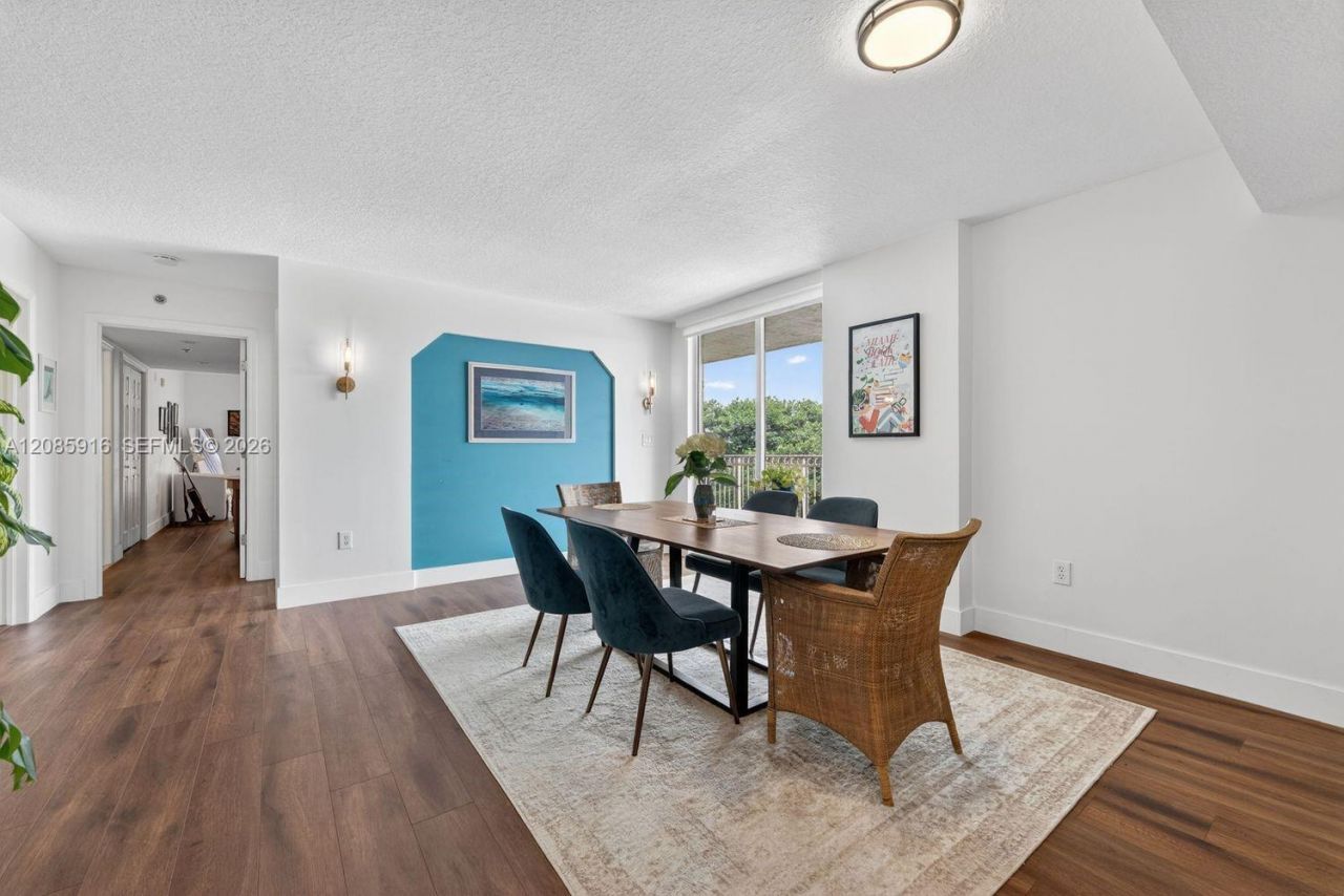 1650 Coral Way, Unit 607, Miami, FL 33145 Photo