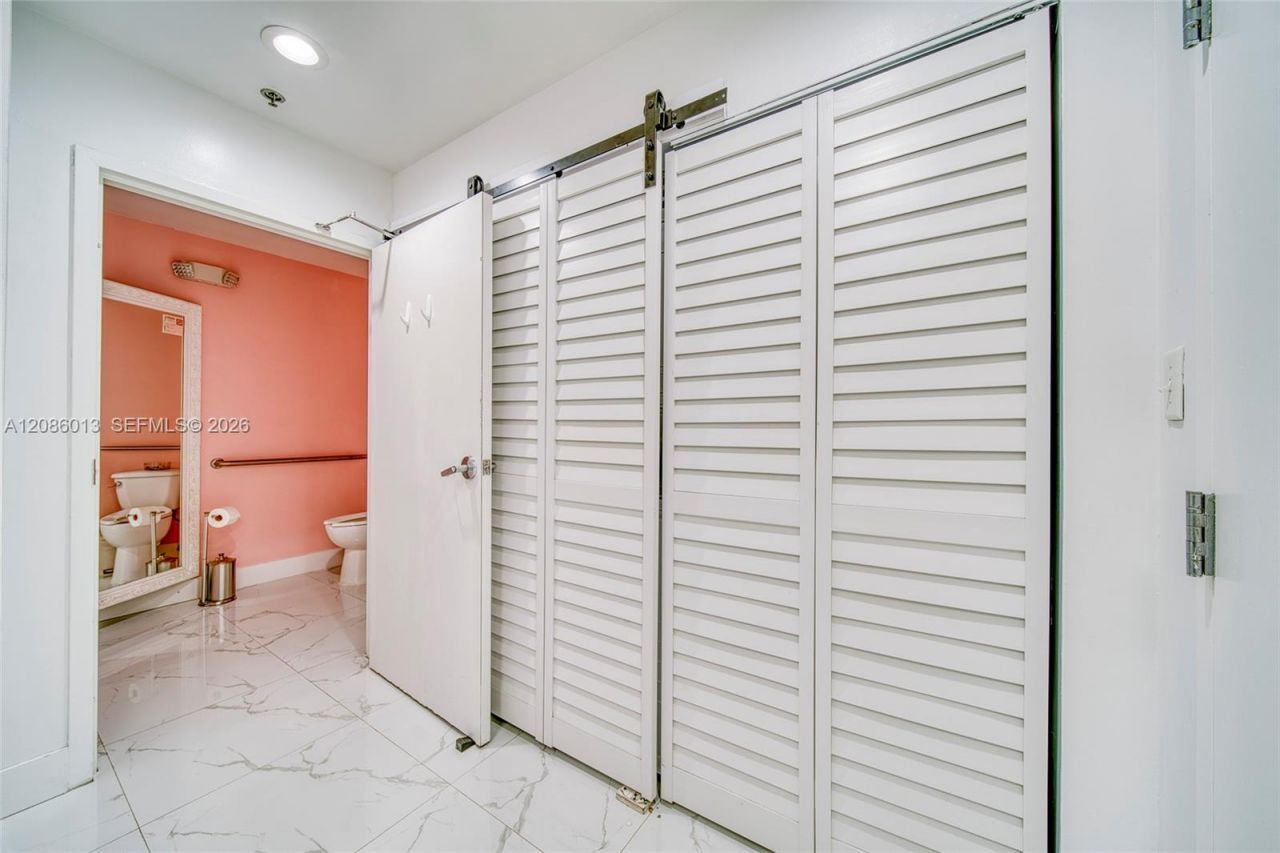 Full-service Beauty Salon For Sale In Pinecrest, Miami, FL 33156 Photo