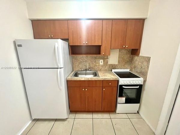696 NE 85th St , Unit 2, Miami, FL 33138