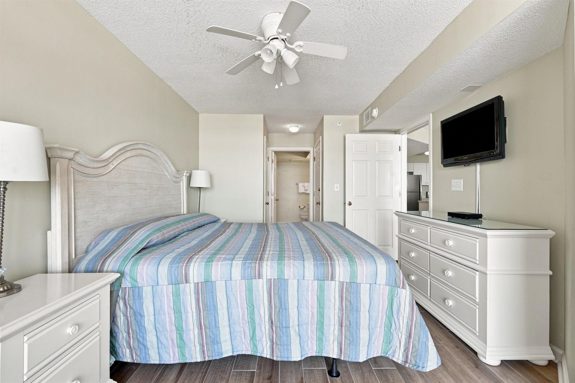 102 N Ocean Blvd. Photo 19