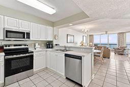102 N Ocean Blvd. photo 4