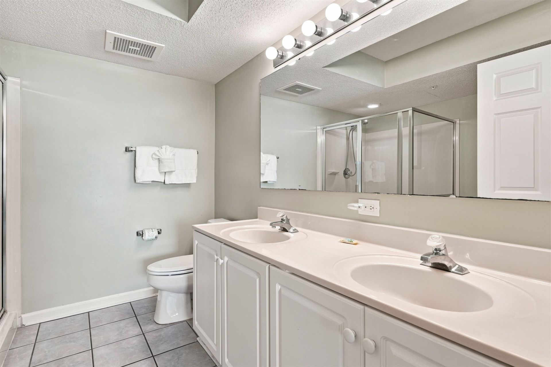 102 N Ocean Blvd. Photo 20