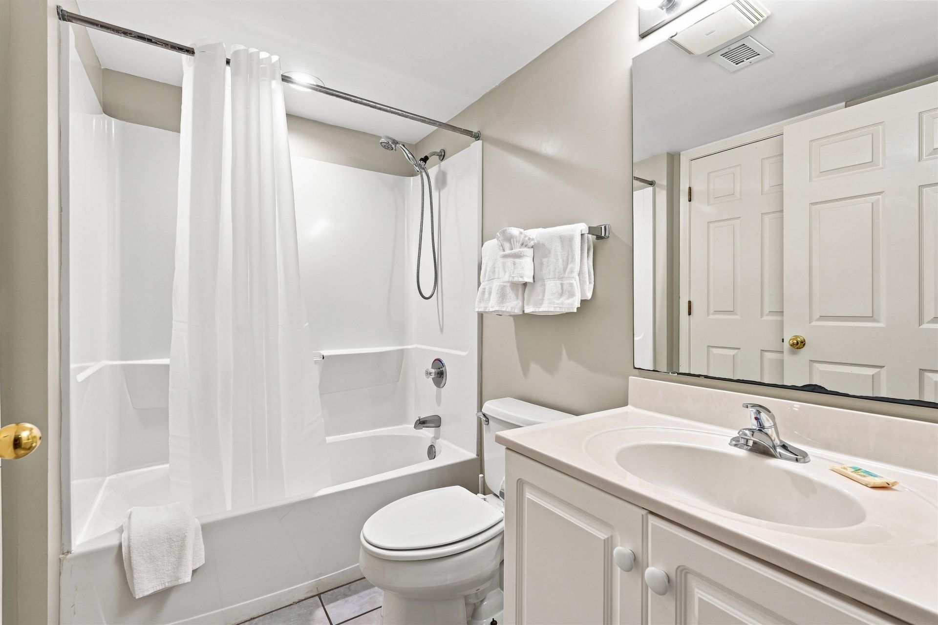 102 N Ocean Blvd. Photo 31