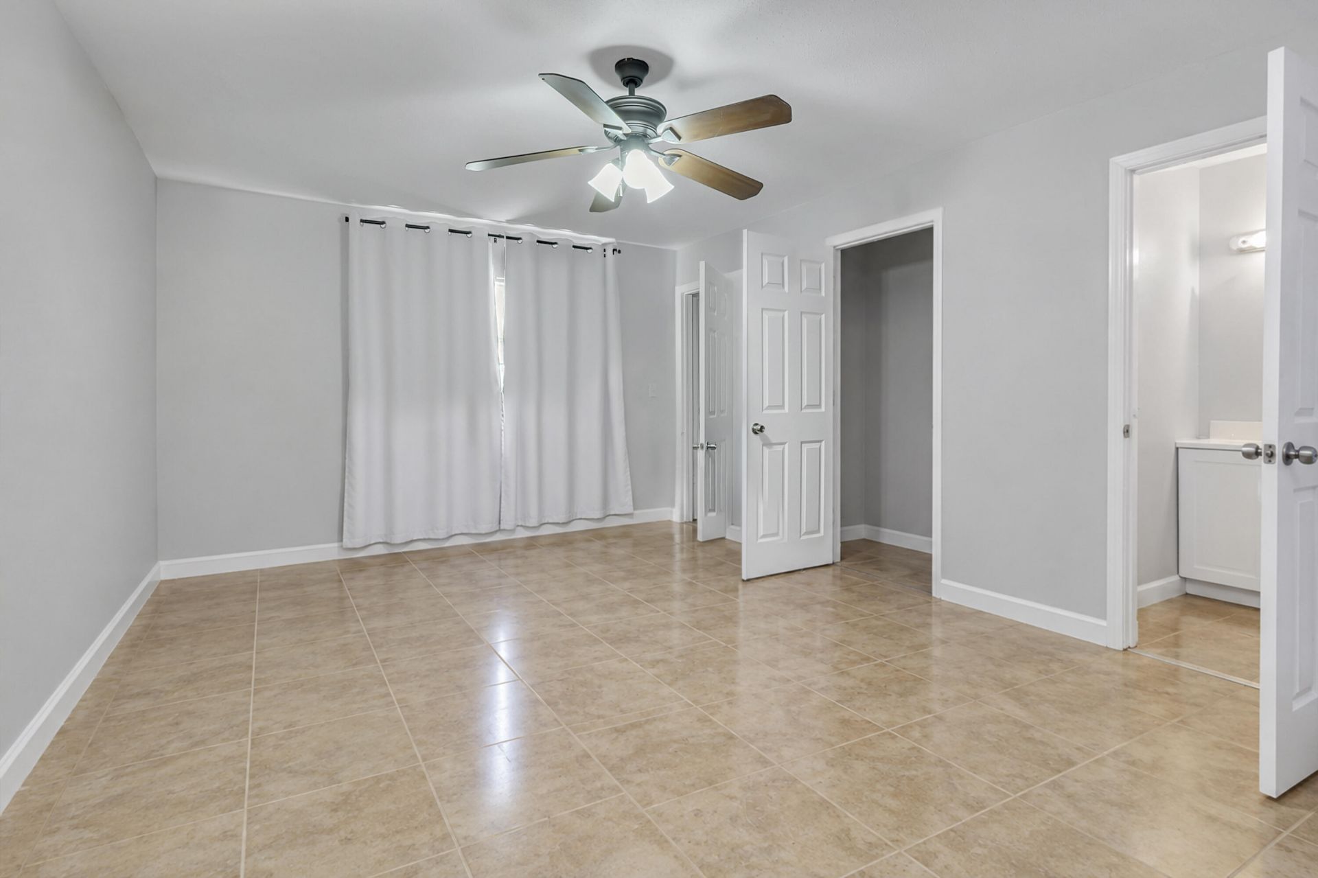 512 Holly Drive, Unit 1, Palm Beach Gardens, FL 33410 Photo