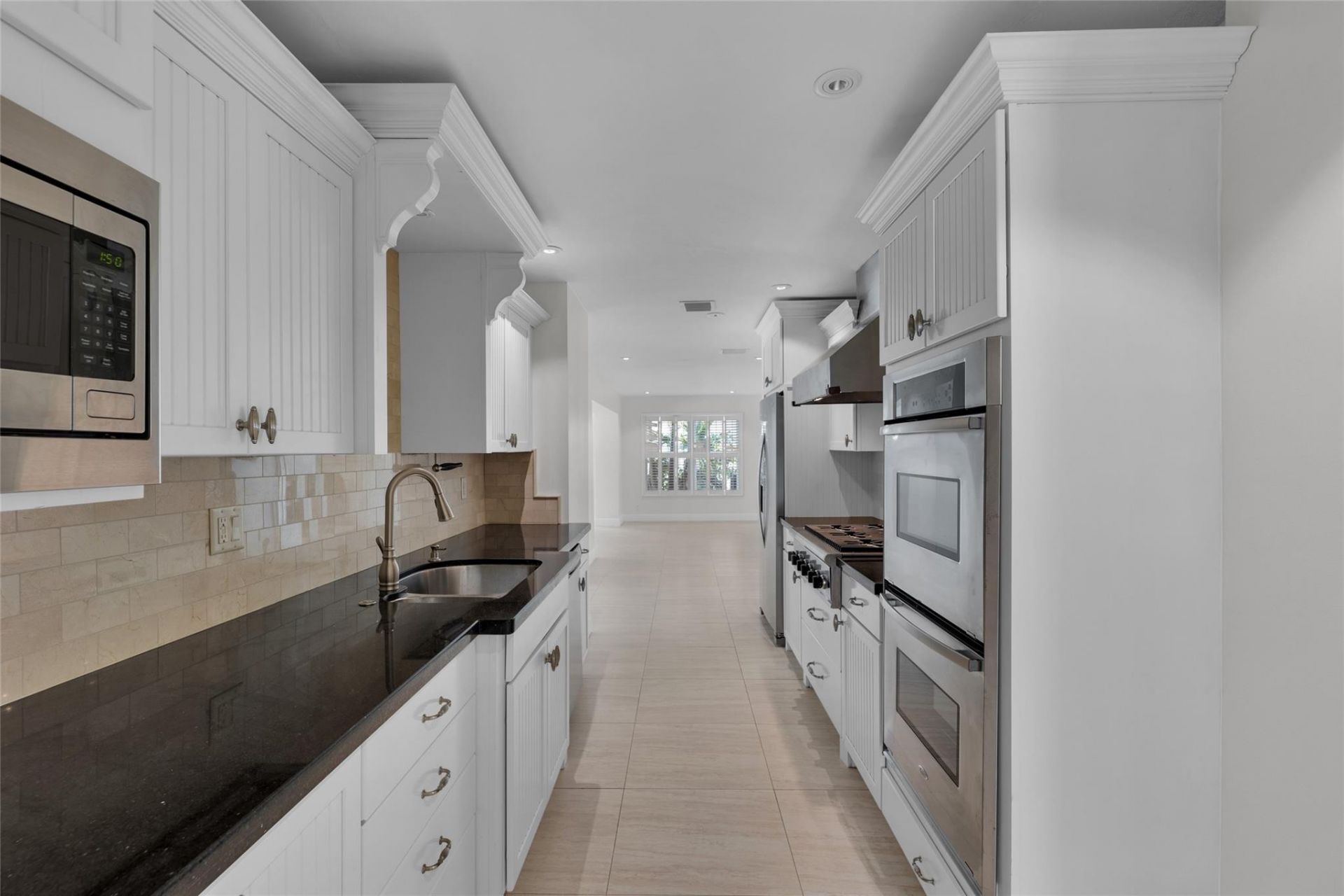 2401 NE 47th Street, Lighthouse Point, FL 33064 Photo