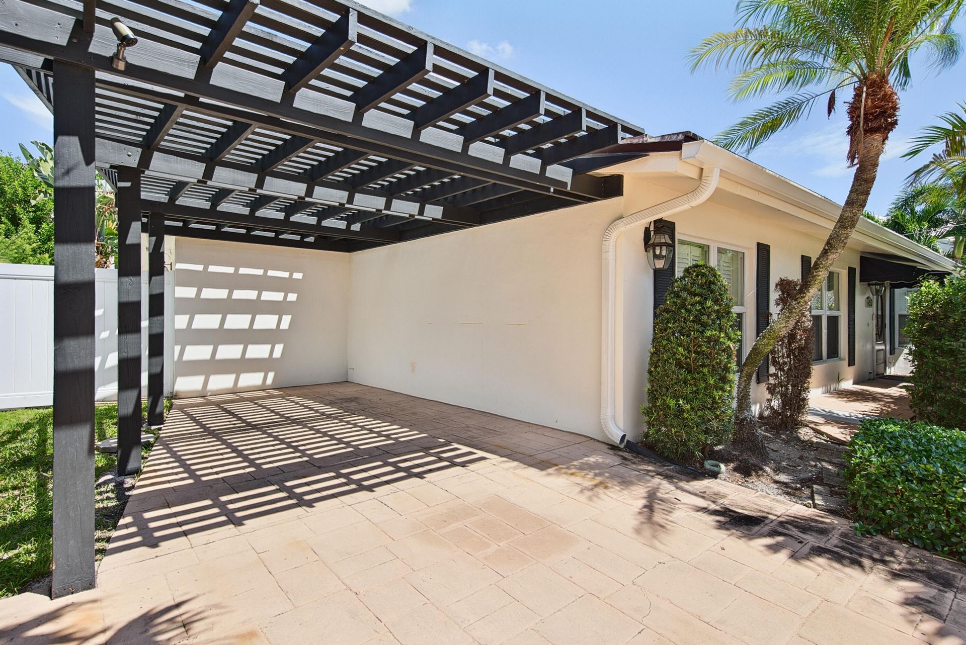 2401 NE 47th Street, Lighthouse Point, FL 33064 Photo