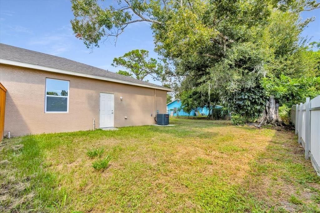 306 N 18th Court, Unit #2, Fort Pierce, FL 34950 Photo