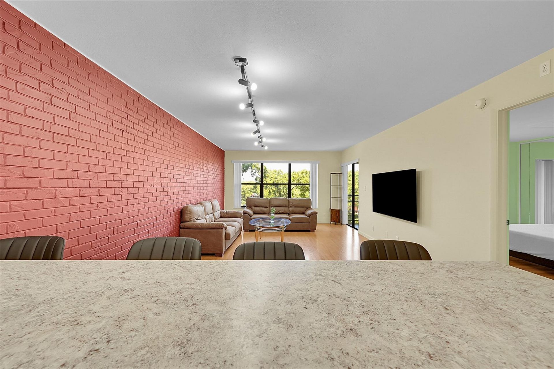 2304 S Cypress Bend Drive, Unit 512, Pompano Beach, FL 33069 Photo