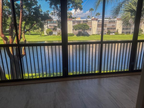 6515 KENSINGTON Lane, Unit 304, Delray Beach, FL 33446