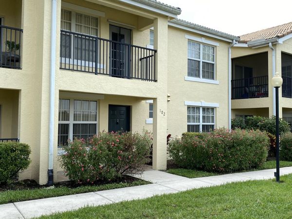 158 SW Peacock Boulevard, Unit 30-102, Port St. Lucie, FL 34986