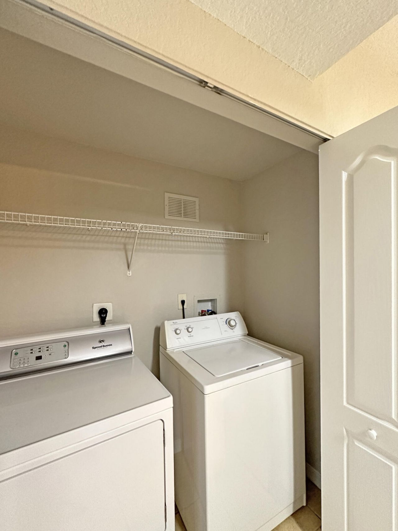158 SW Peacock Boulevard, Unit 30-102, Port Saint Lucie, FL 34986 Photo