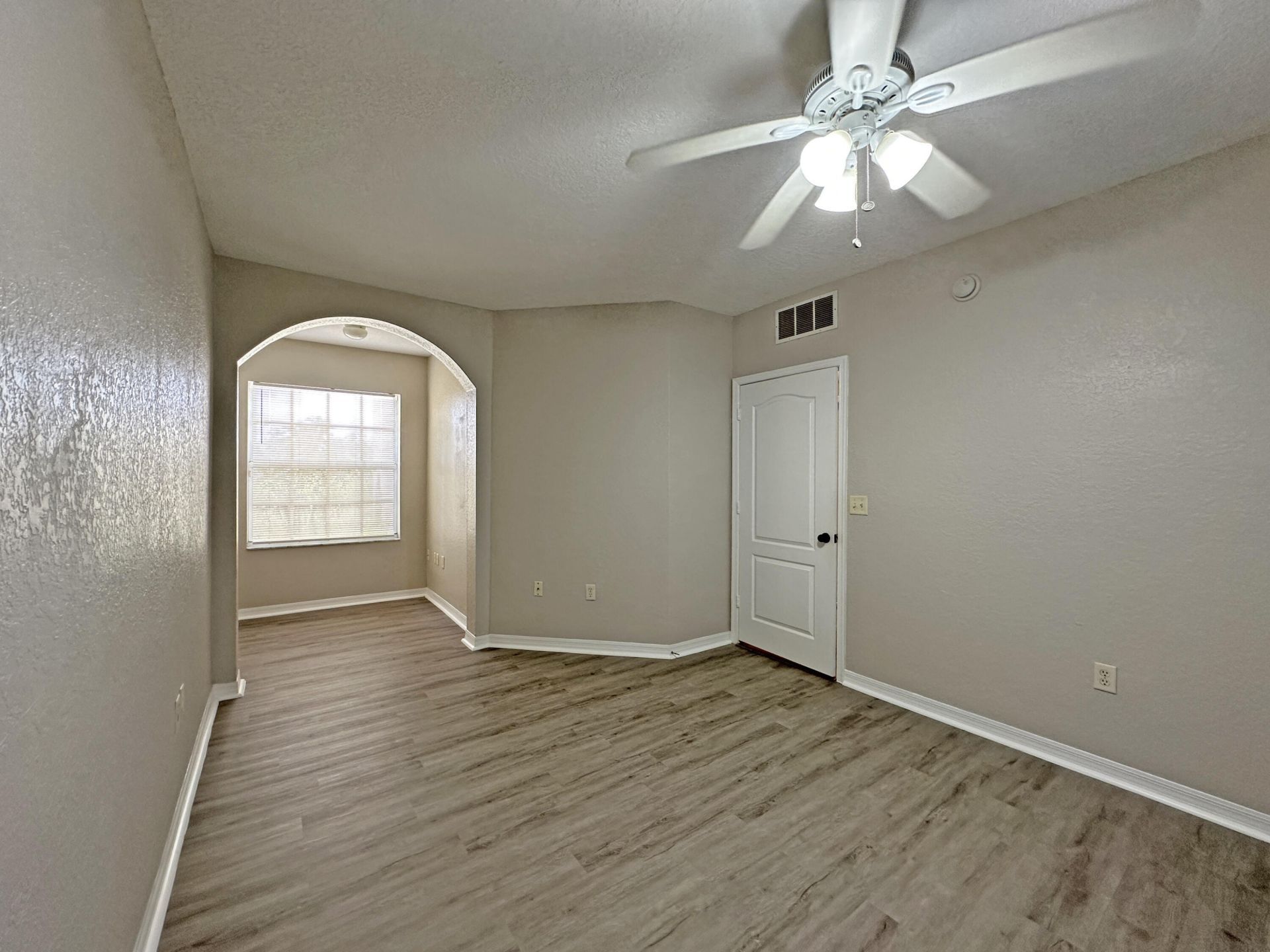 158 SW Peacock Boulevard, Unit 30-102, Port Saint Lucie, FL 34986 Photo