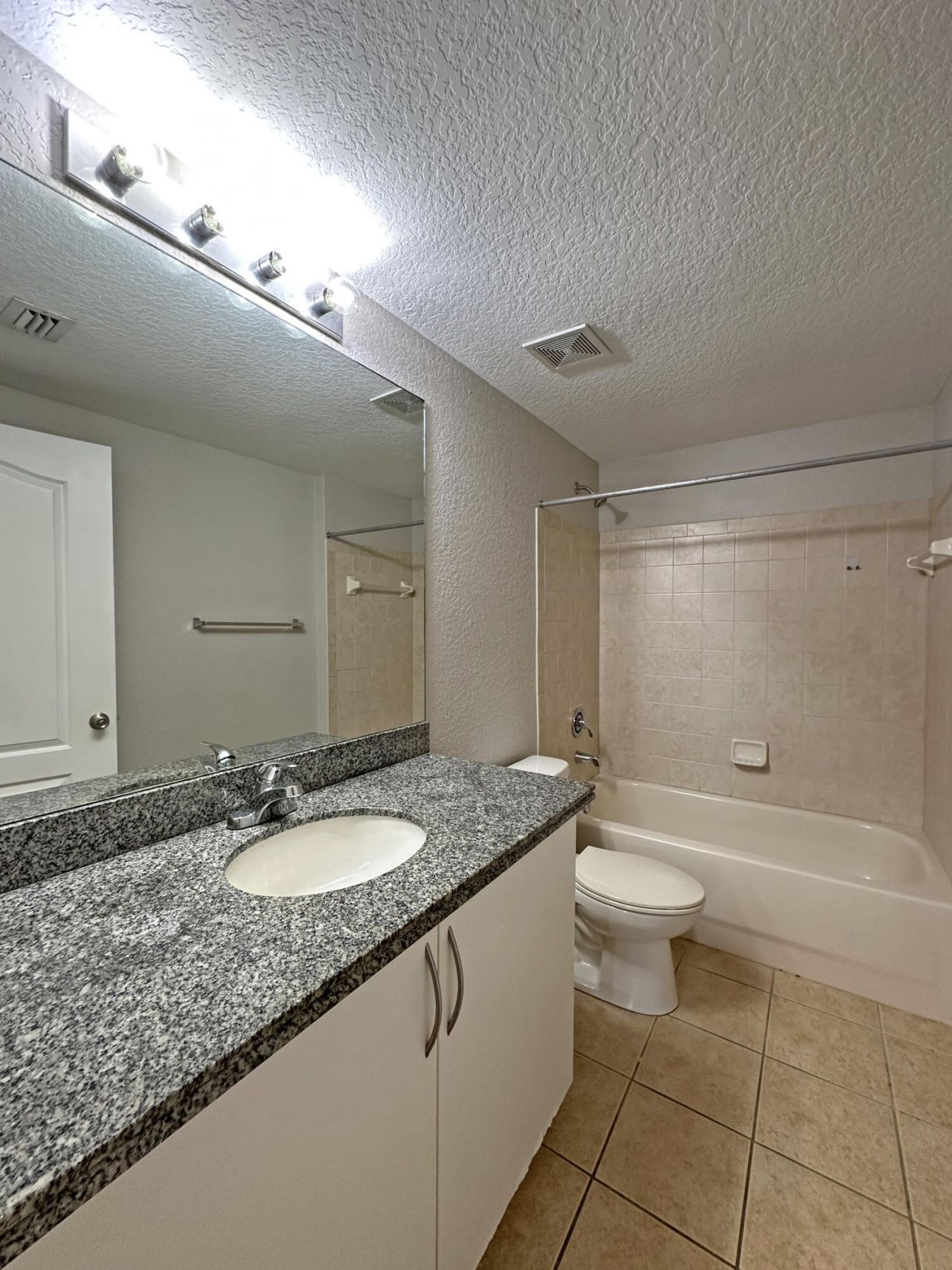 158 SW Peacock Boulevard, Unit 30-102, Port Saint Lucie, FL 34986 Photo