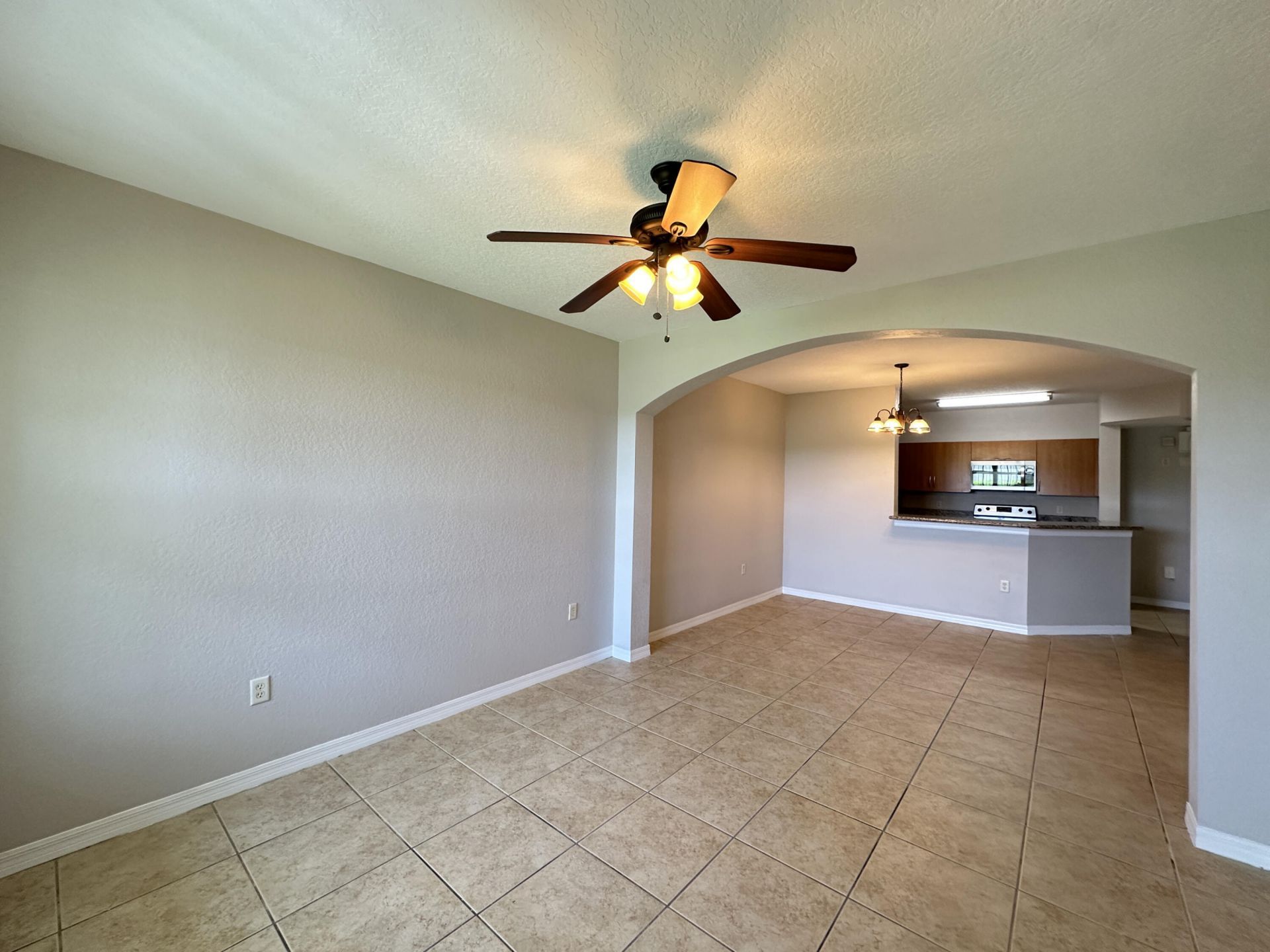 158 SW Peacock Boulevard, Unit 30-102, Port Saint Lucie, FL 34986 Photo