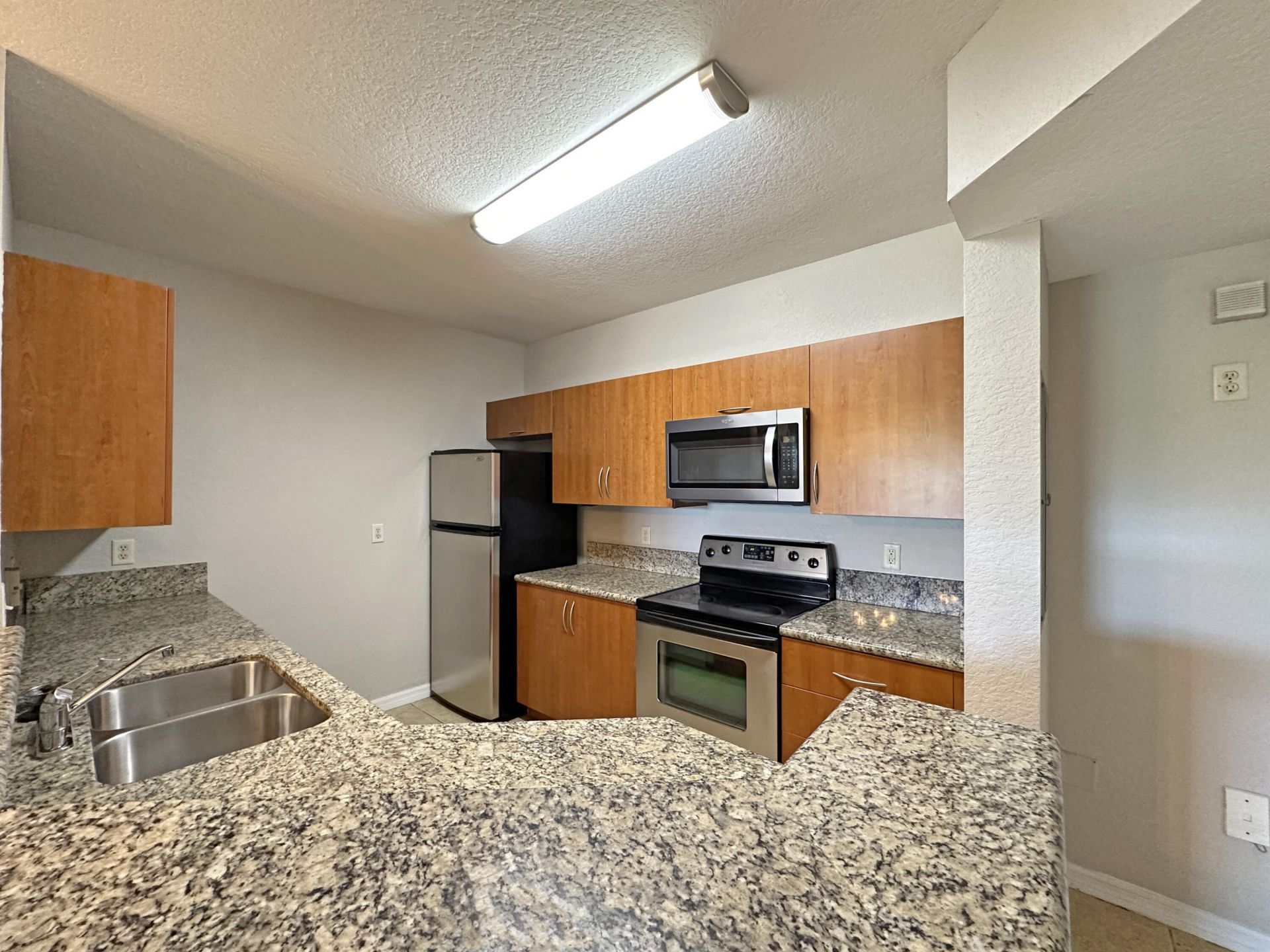 158 SW Peacock Boulevard, Unit 30-102, Port Saint Lucie, FL 34986 Photo