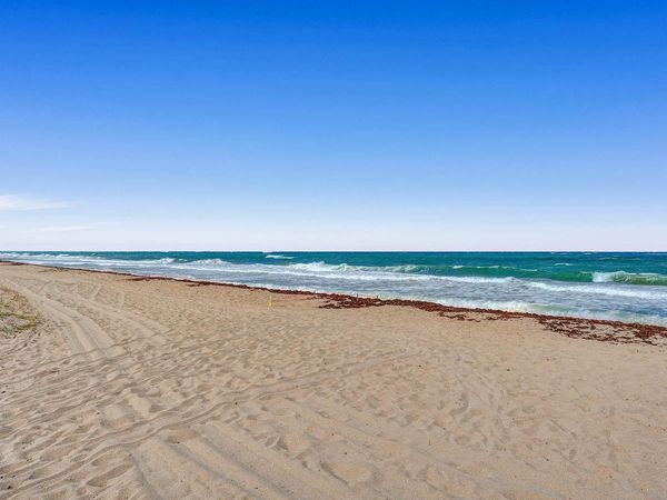 5200 N Ocean Boulevard, Unit 304, Lauderdale-By-The-Sea, FL 33308