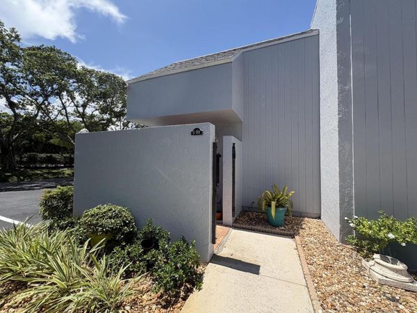 25 DEER CREEK Road, Unit C101, Deerfield Beach, FL 33442
