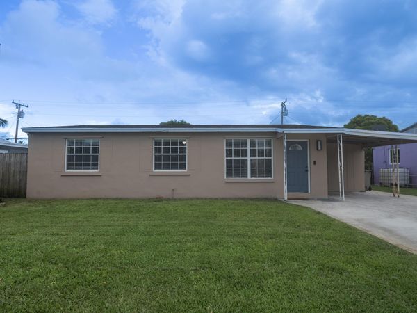 2032 WORTHINGTON Road, West Palm Beach, FL 33409