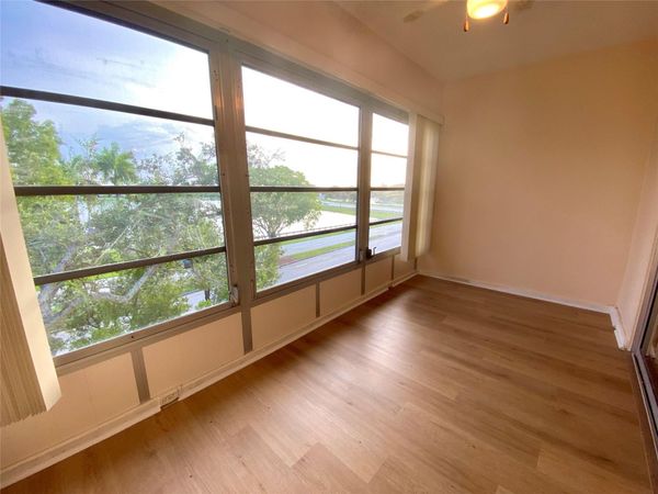 1000 SW 128TH Terrace, Unit 411V, Pembroke Pines, FL 33027