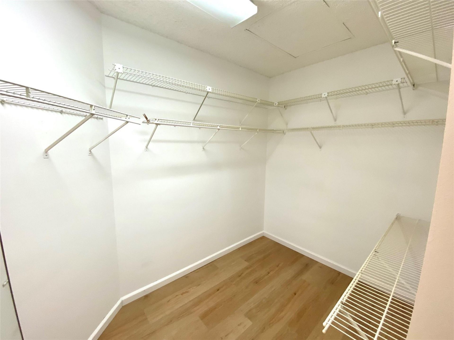 1000 SW 128th Terrace, Unit 411V, Pembroke Pines, FL 33027 Photo