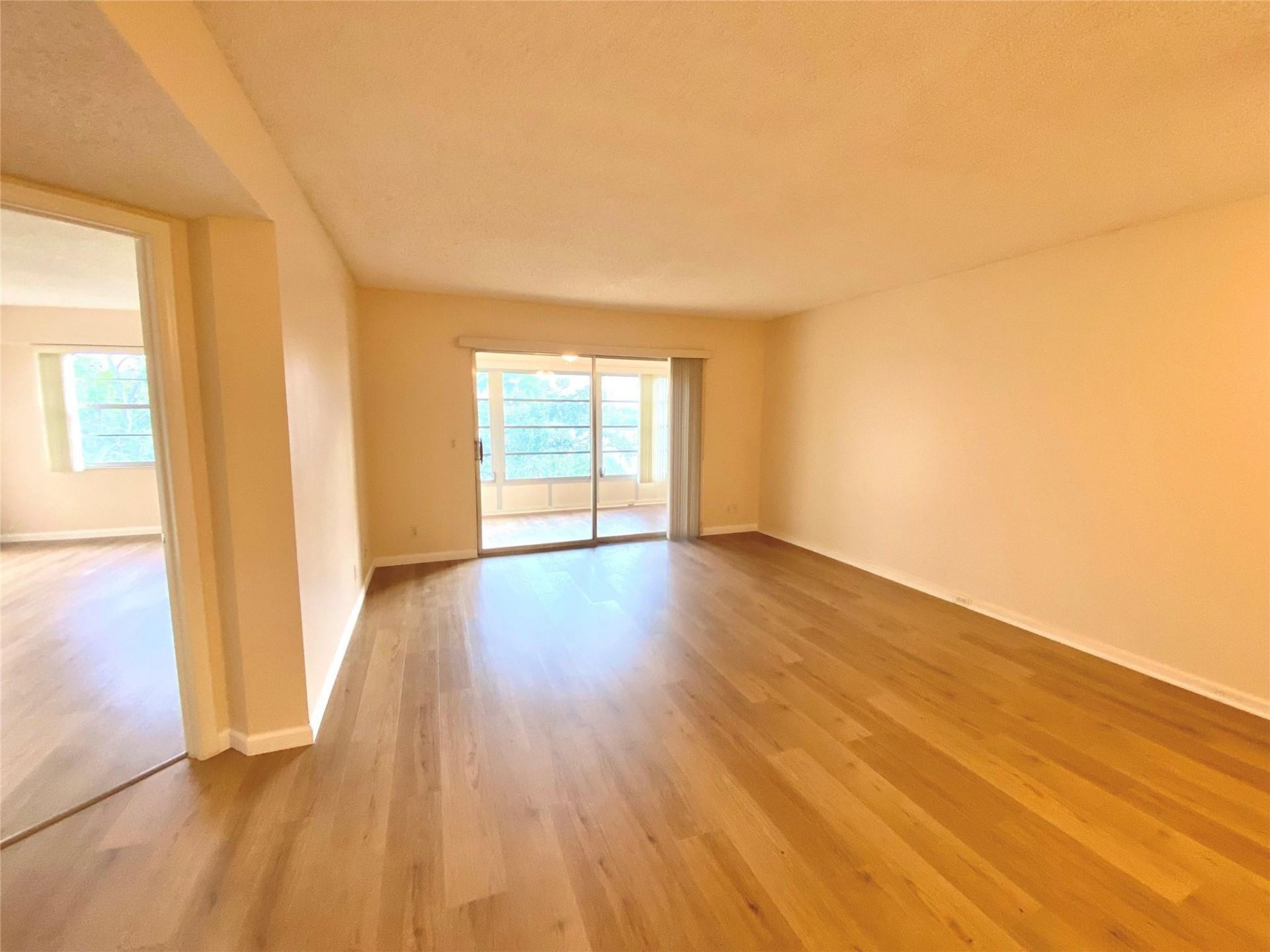 1000 SW 128th Terrace, Unit 411V, Pembroke Pines, FL 33027 Photo