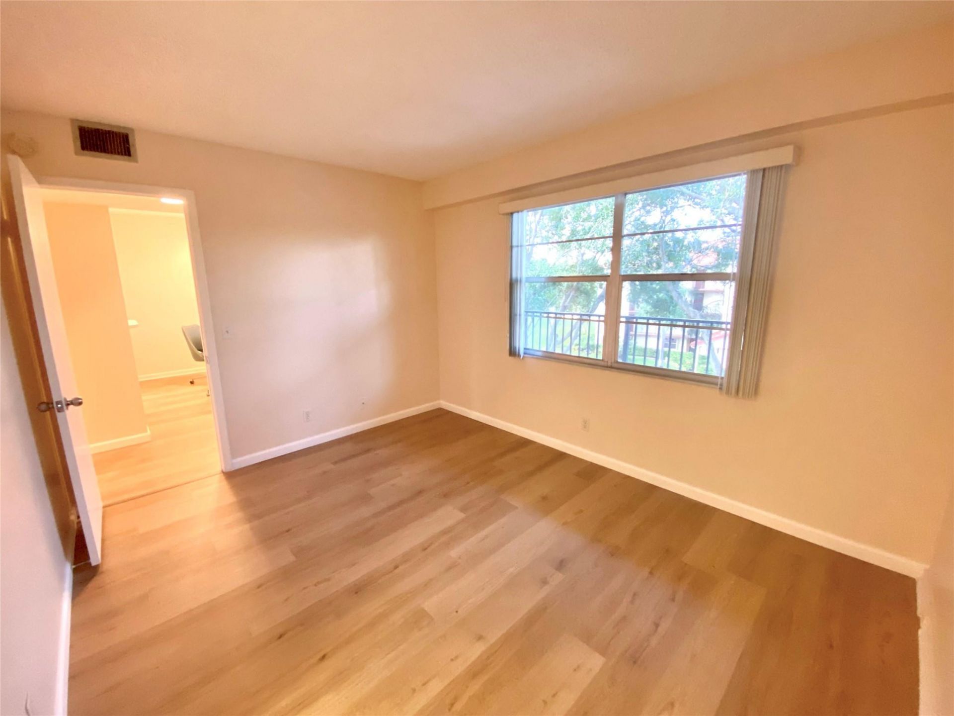 1000 SW 128th Terrace, Unit 411V, Pembroke Pines, FL 33027 Photo