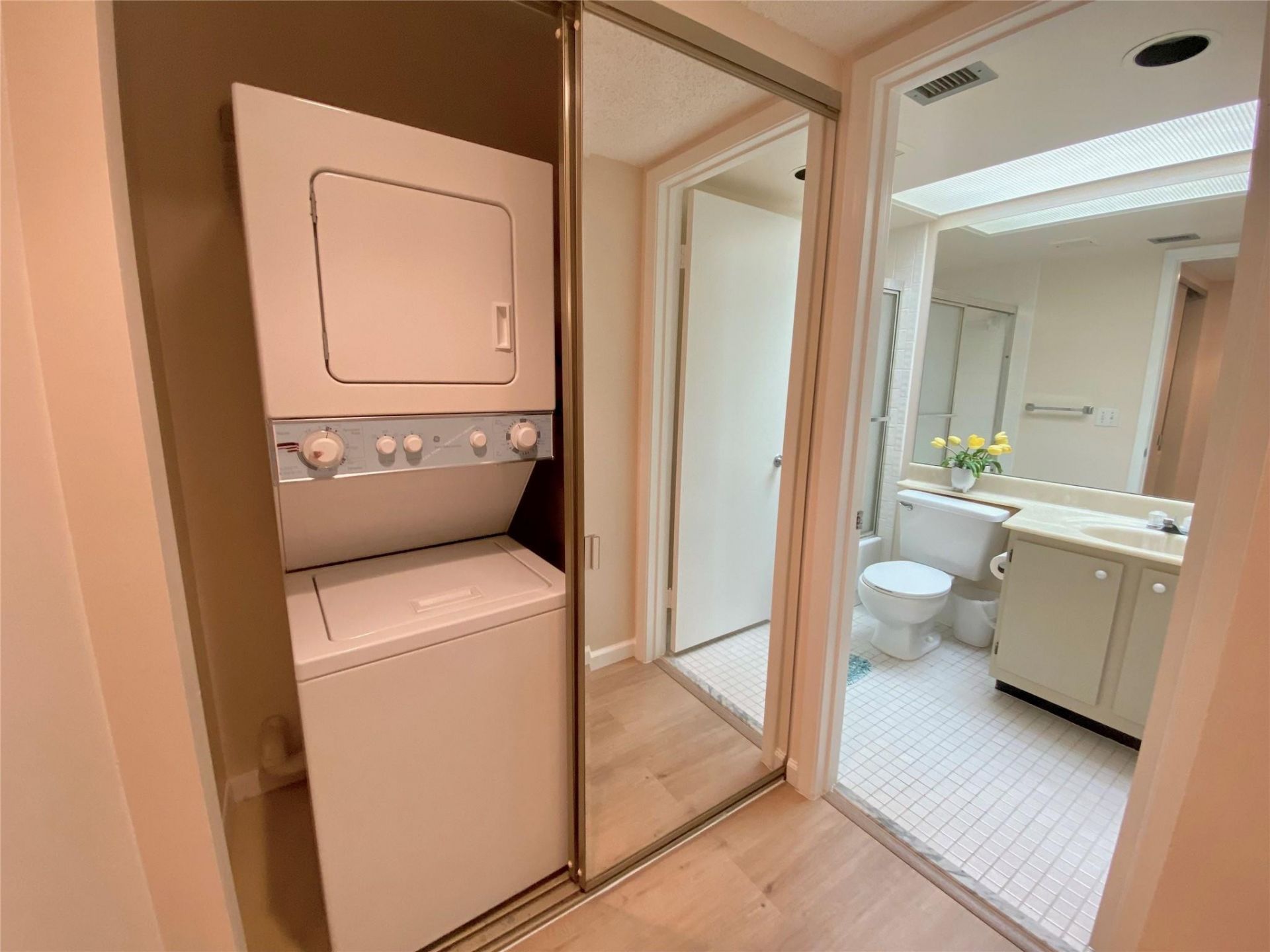 1000 SW 128th Terrace, Unit 411V, Pembroke Pines, FL 33027 Photo