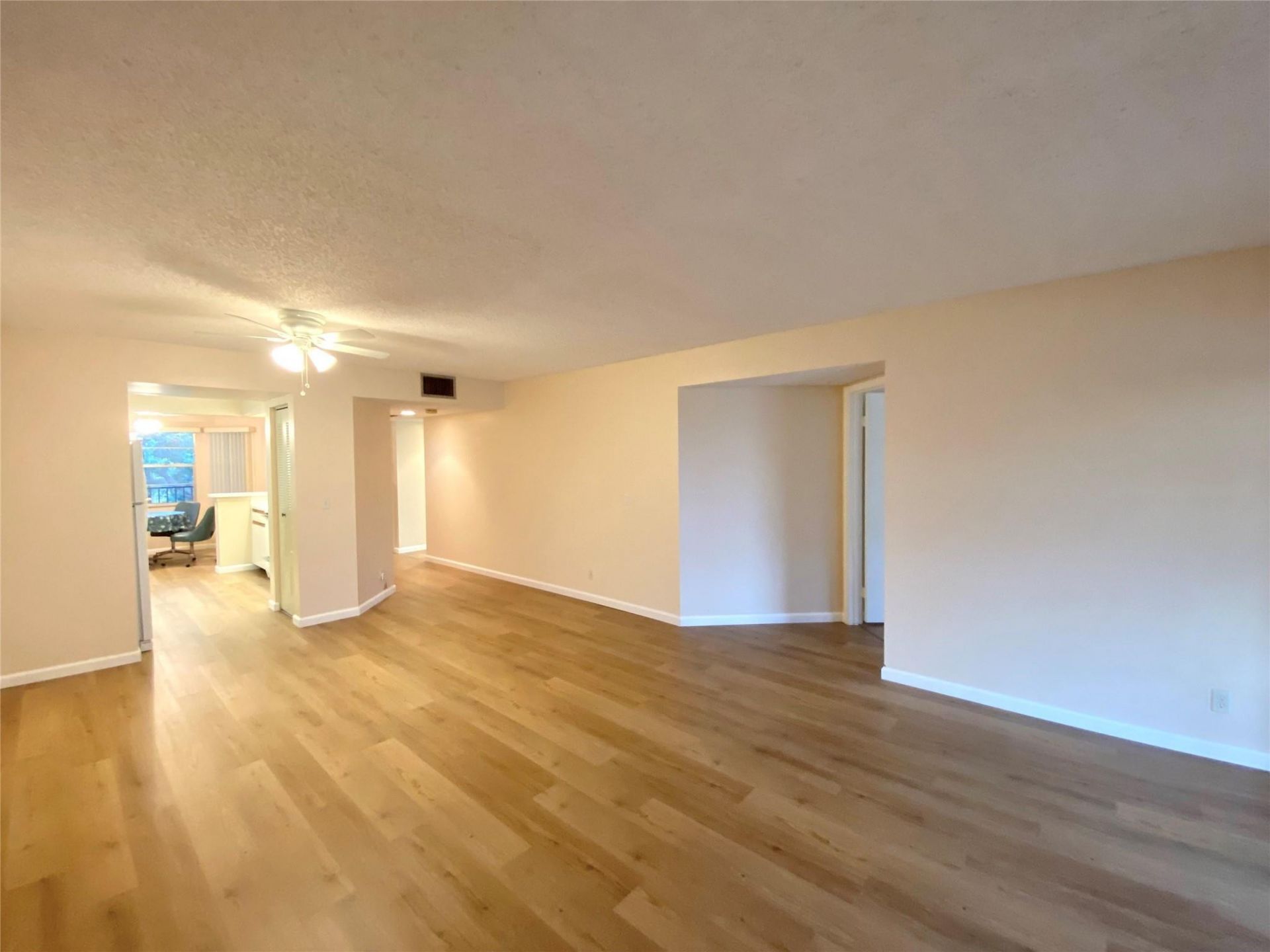 1000 SW 128th Terrace, Unit 411V, Pembroke Pines, FL 33027 Photo