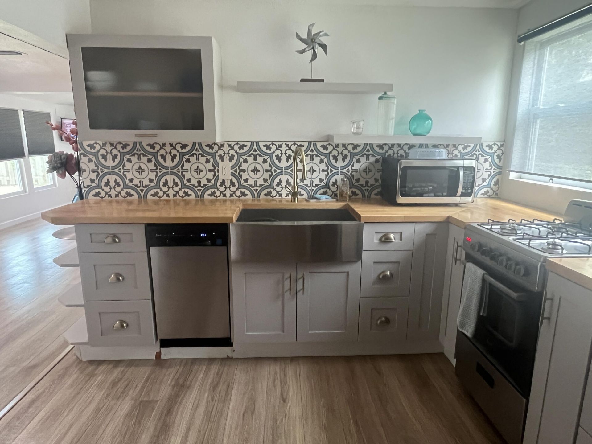728 Talladega Street, West Palm Beach, FL 33405 Photo