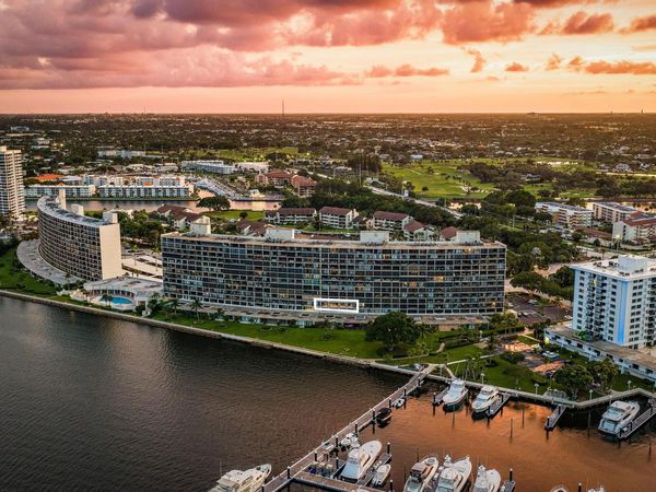 134 LAKESHORE Drive, Unit 316, North Palm Beach, FL 33408