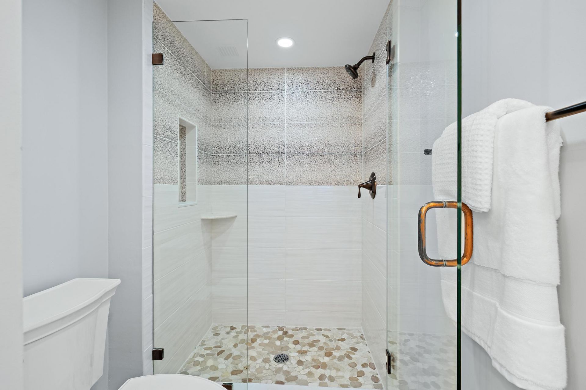 134 Lakeshore Drive, Unit 316, North Palm Beach, FL 33408 Photo