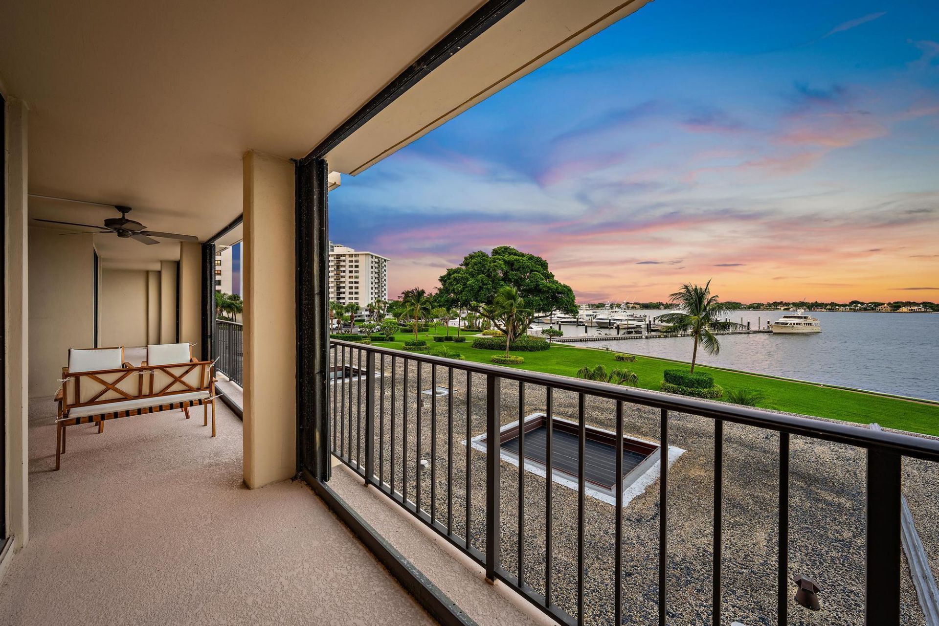 134 Lakeshore Drive, Unit 316, North Palm Beach, FL 33408 Photo