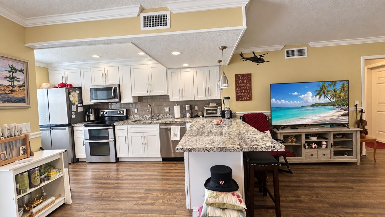 14 Colonial Club Drive, Unit 103, Boynton Beach, FL 33435 Photo