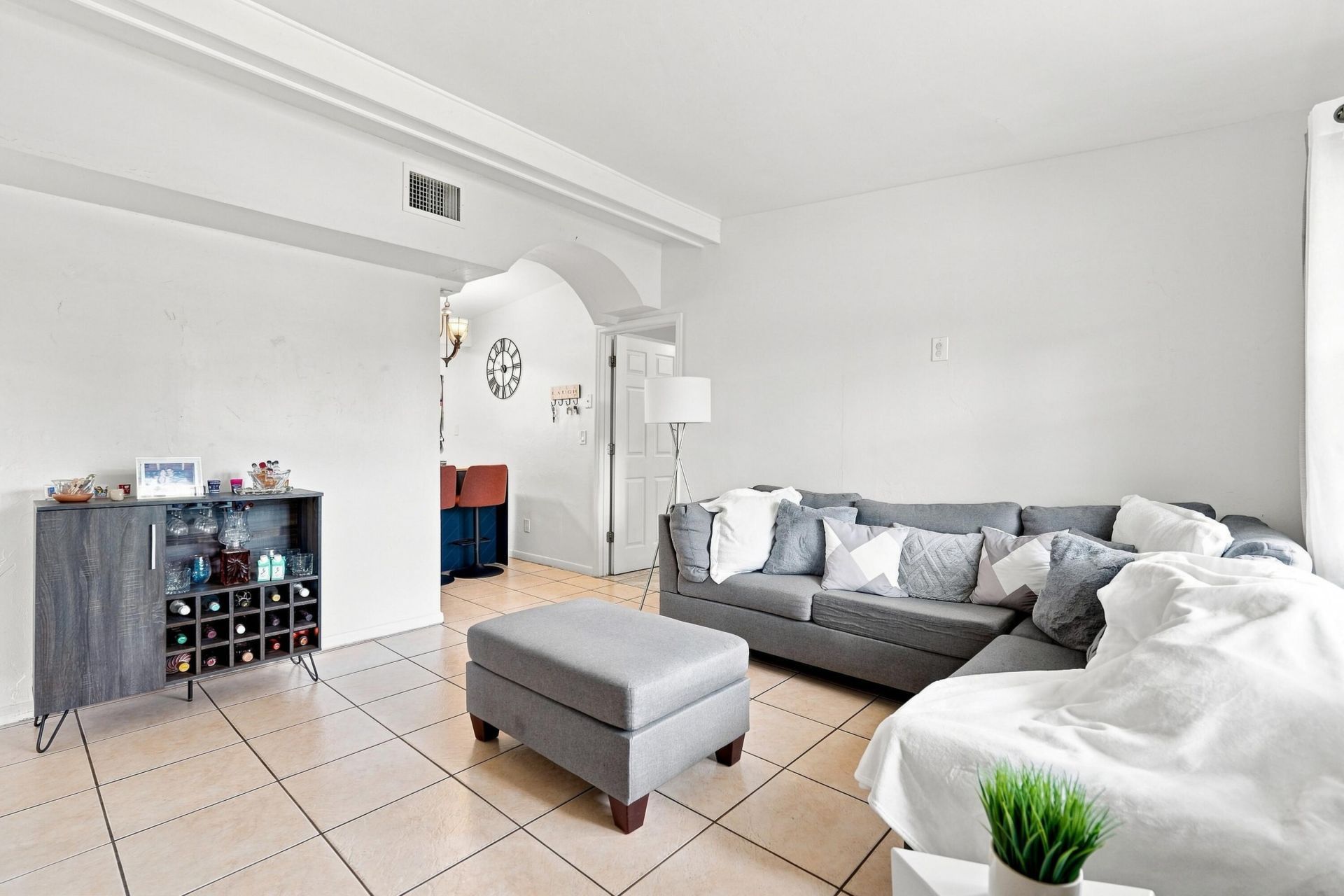 560 Seagrape Road, Lantana, FL 33462 Photo