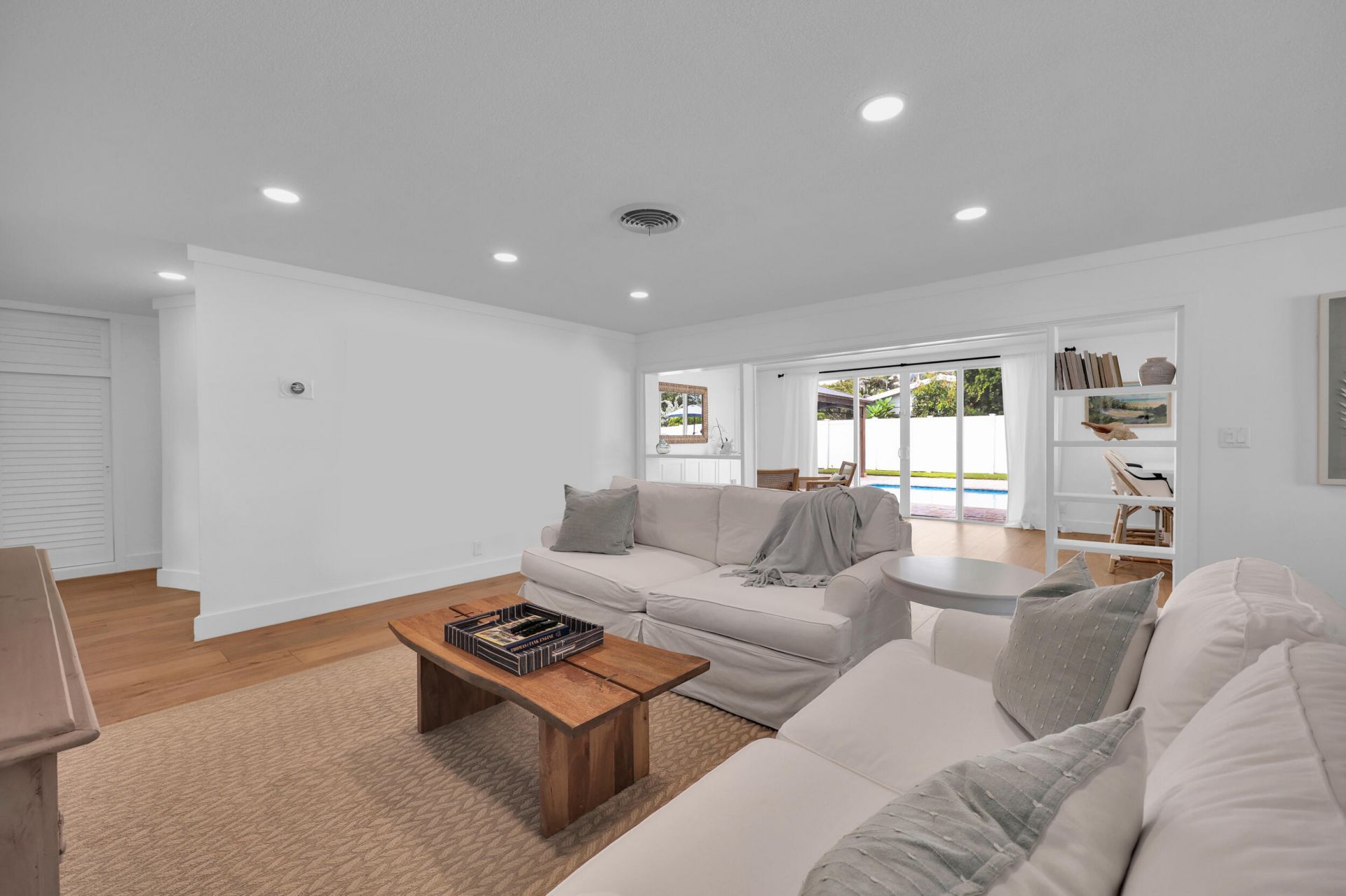 72 Willow Road, Tequesta, FL 33469 Photo