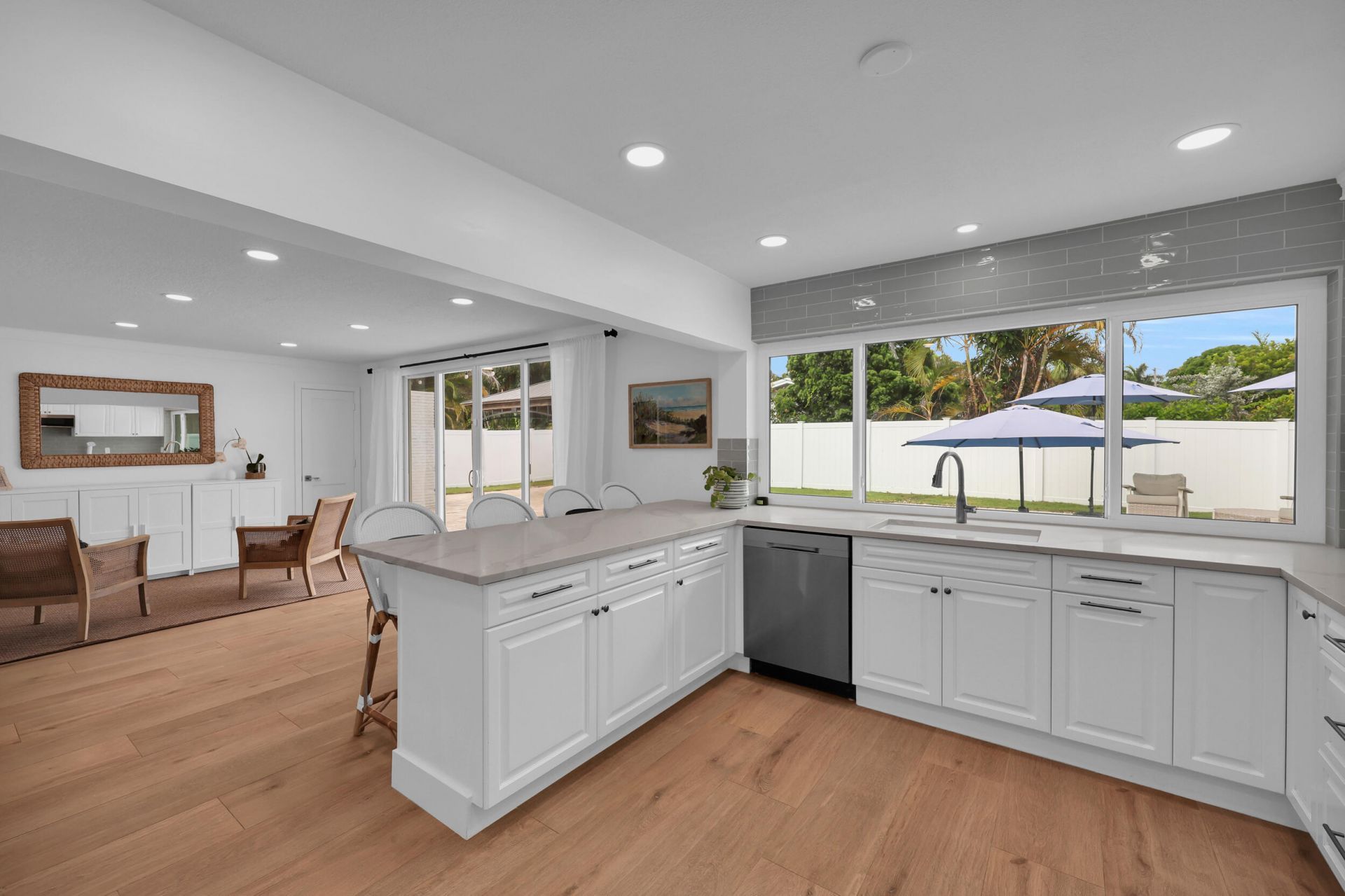 72 Willow Road, Tequesta, FL 33469 Photo