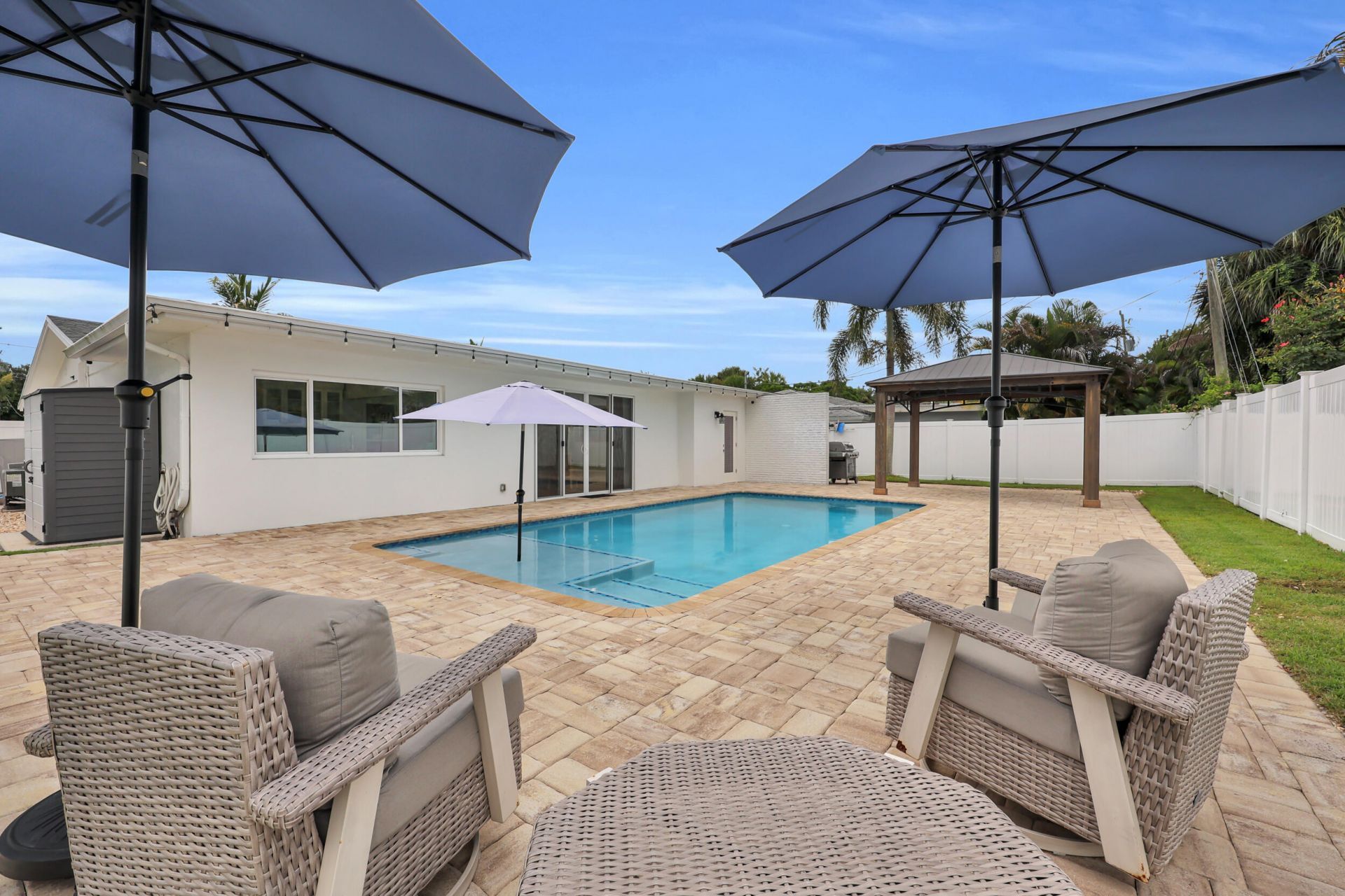 72 Willow Road, Tequesta, FL 33469 Photo