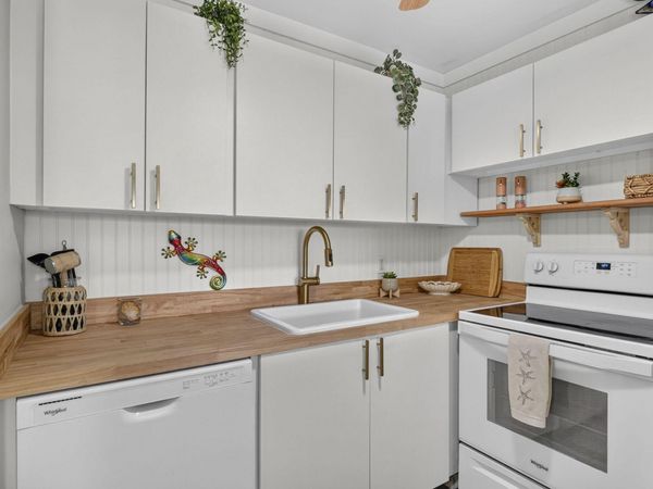 62 Sussex C, West Palm Beach, FL 33417