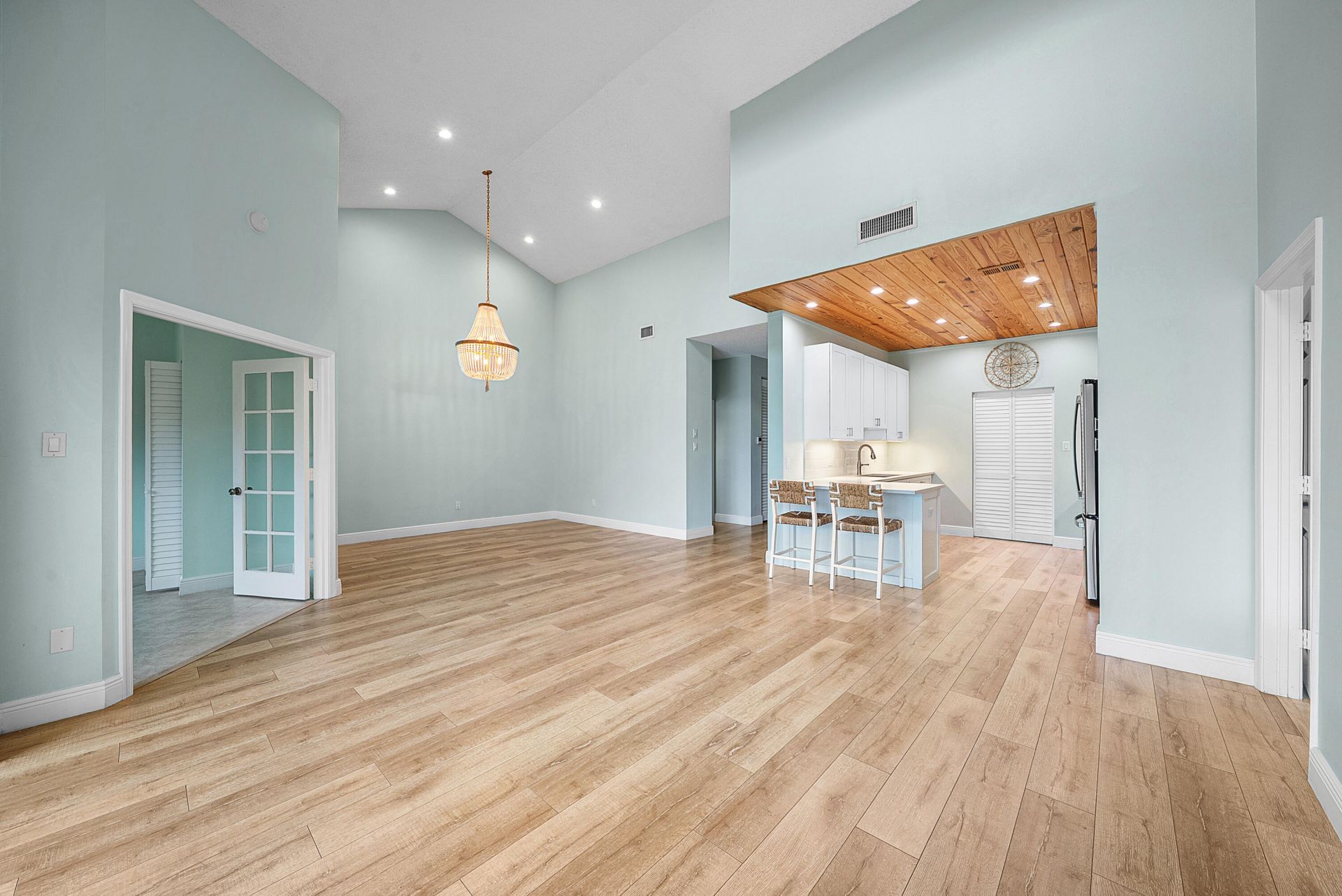 225 N Lakeshore Drive, Hypoluxo, FL 33462 Photo