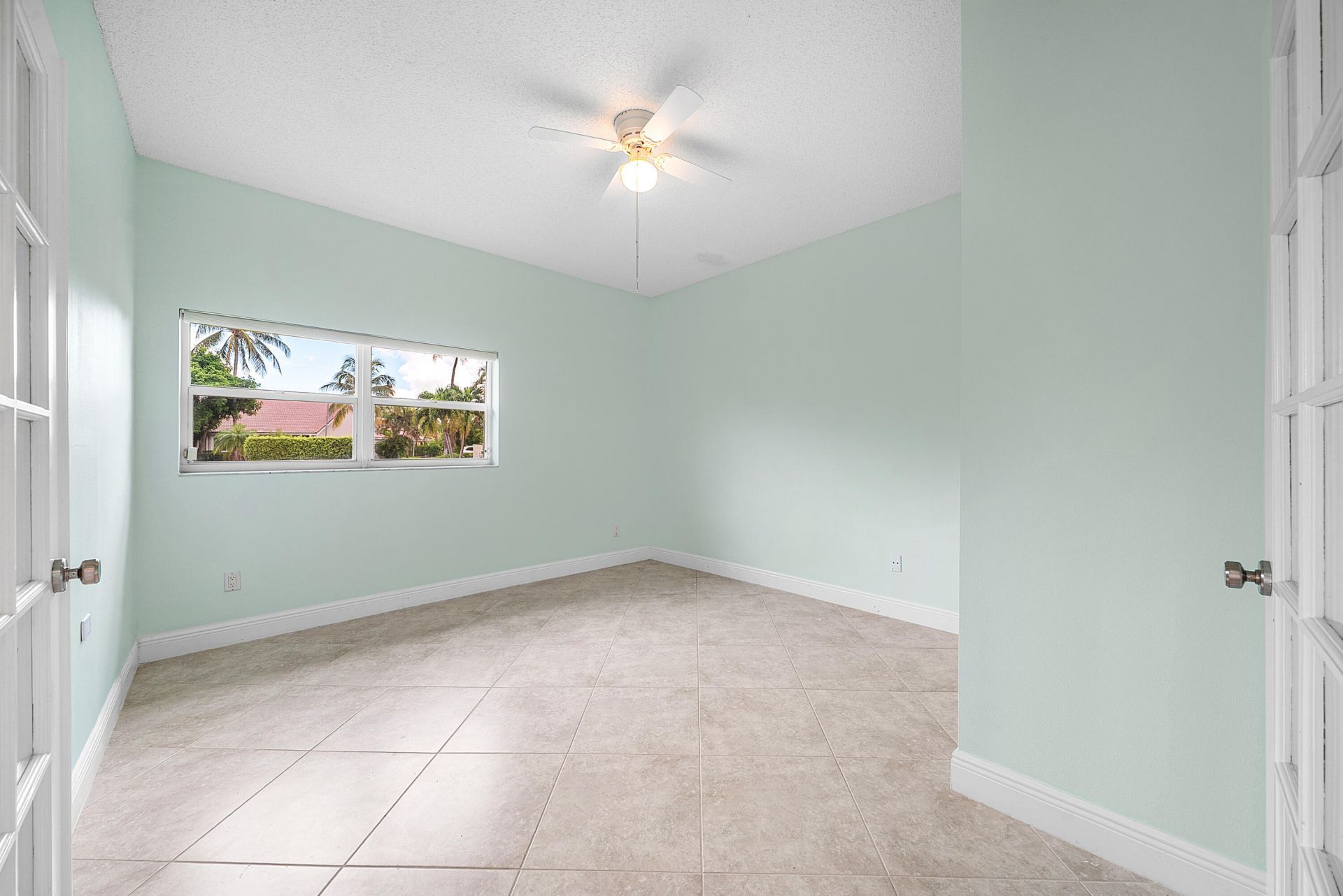 225 N Lakeshore Drive, Hypoluxo, FL 33462 Photo