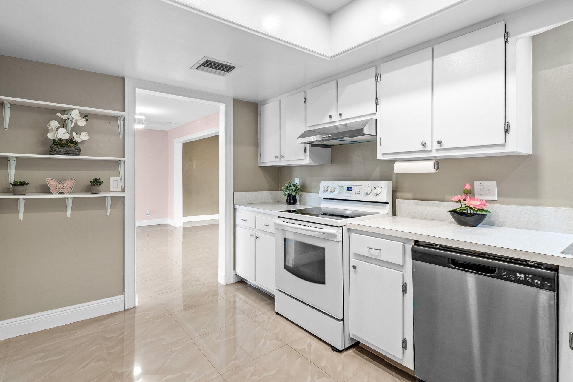 106 NW 10th Court, Boynton Beach, FL 33426 Photo