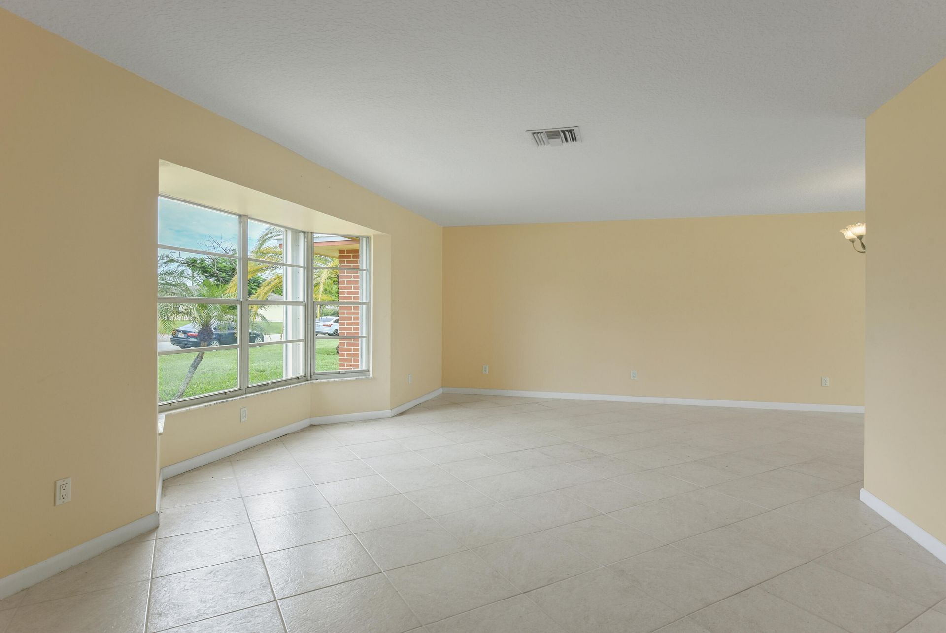 1934 SE Tickridge Road, Port Saint Lucie, FL 34952 Photo
