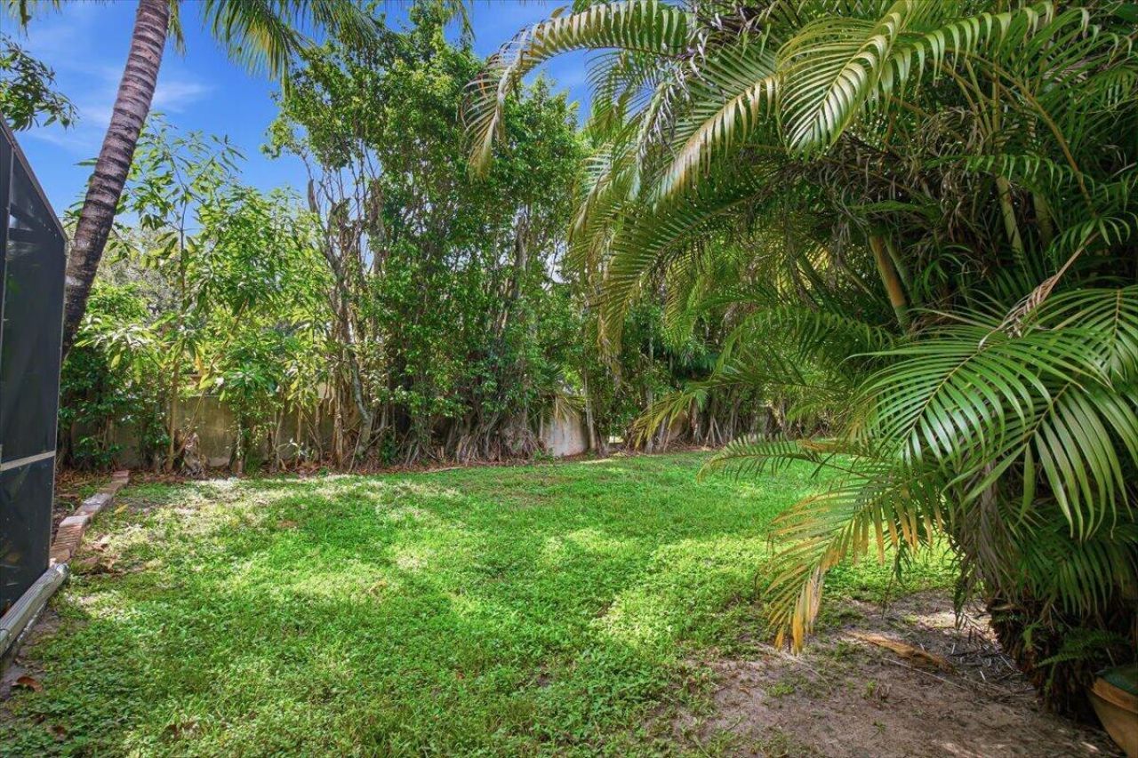 6676 Canary Palm Circle, Unit 19, Boca Raton, FL 33433 Photo