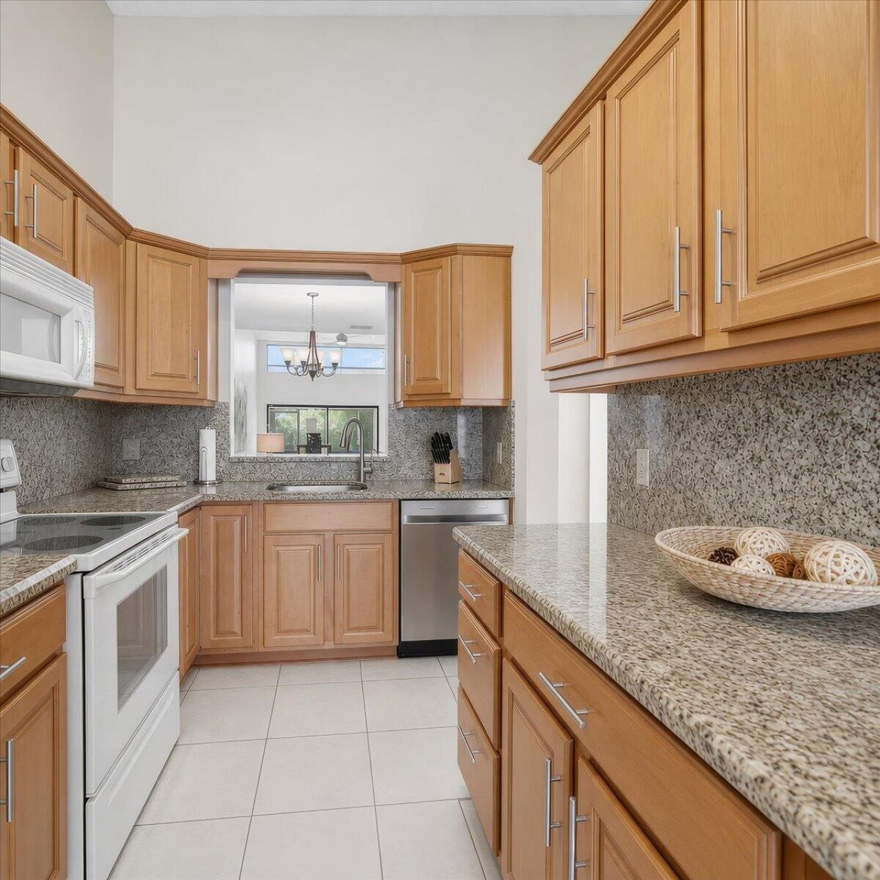 6676 Canary Palm Circle, Unit 19, Boca Raton, FL 33433 Photo