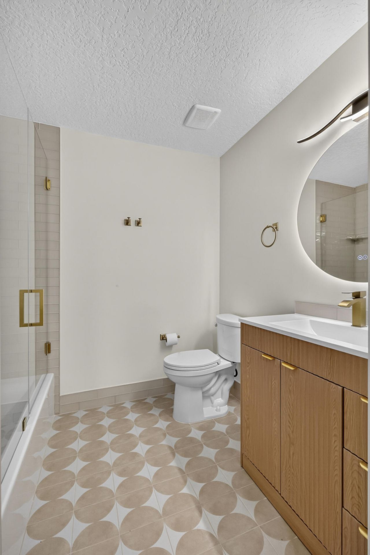 3496 Briar Bay Boulevard, Unit 206, West Palm Beach, FL 33411 Photo