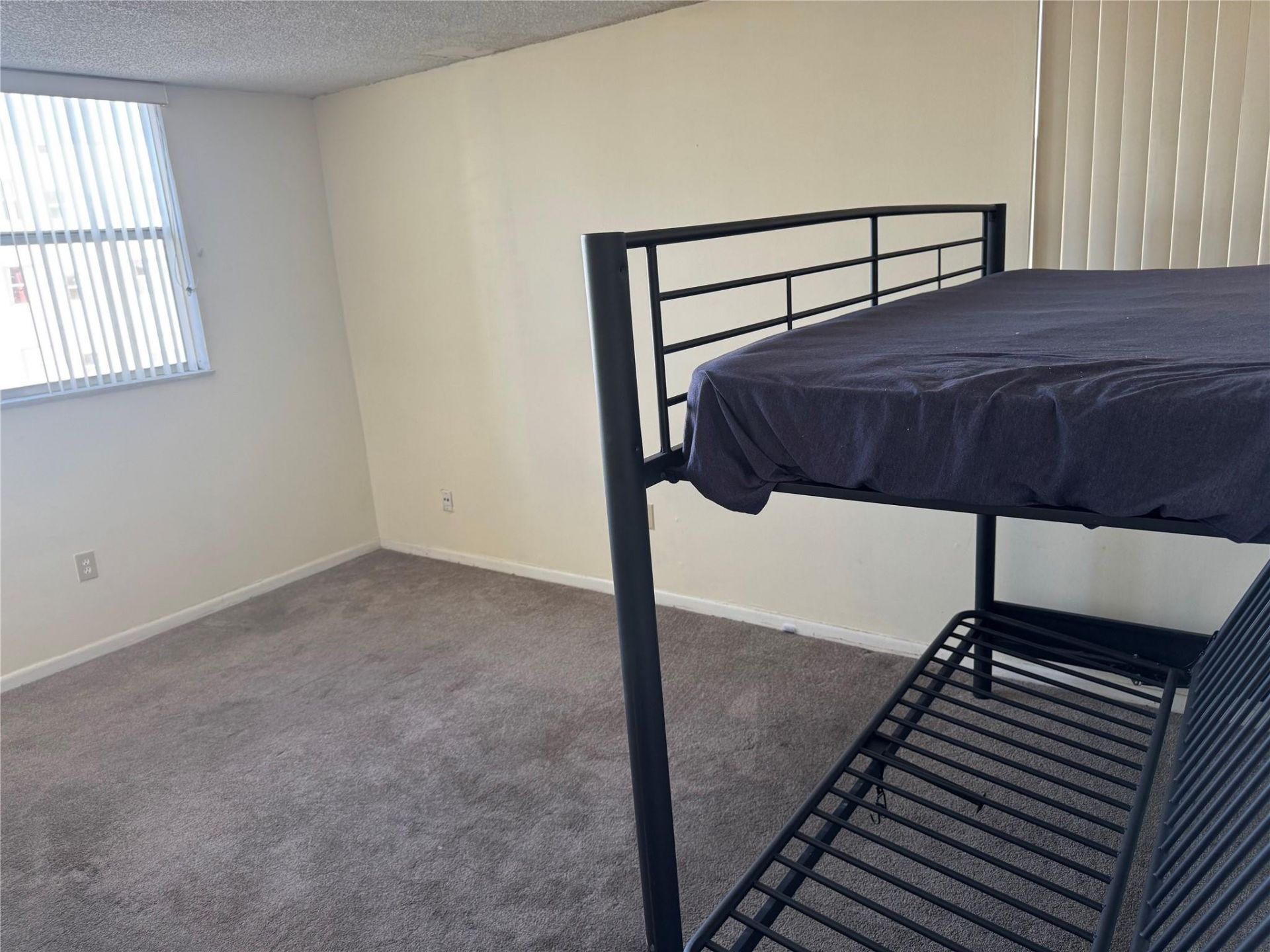 2860 Somerset Drive, Unit 317K, Lauderdale Lakes, FL 33311 Photo