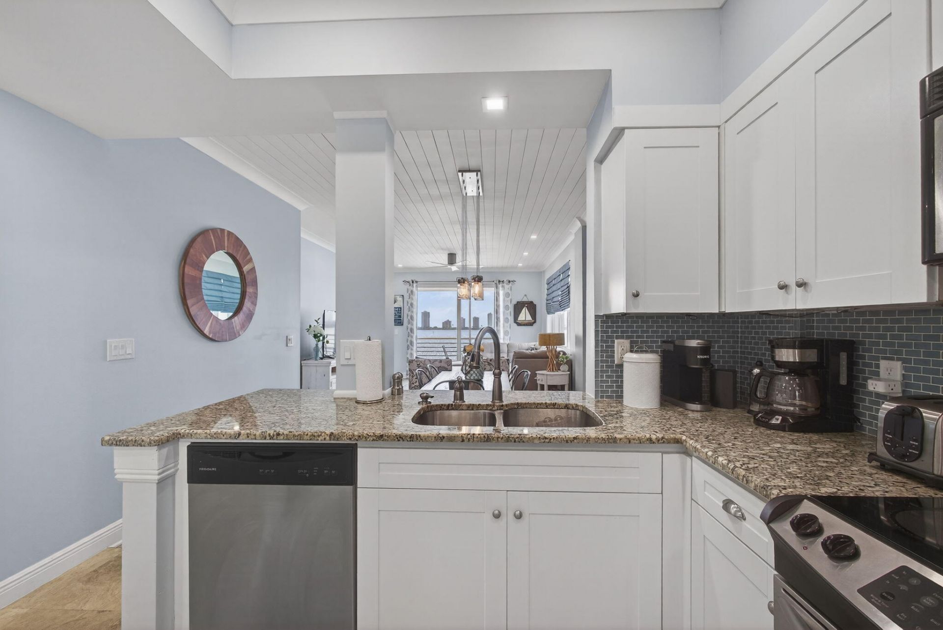 105 Paradise Harbour Boulevard, Unit 501, North Palm Beach, FL 33408 Photo