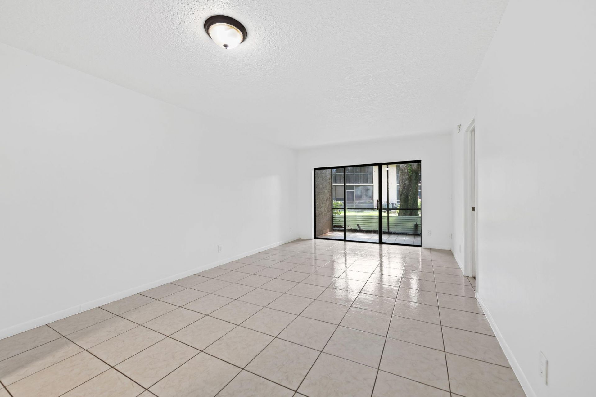 9503 NW 2nd Place, Unit 3-B, Coral Springs, FL 33071 Photo