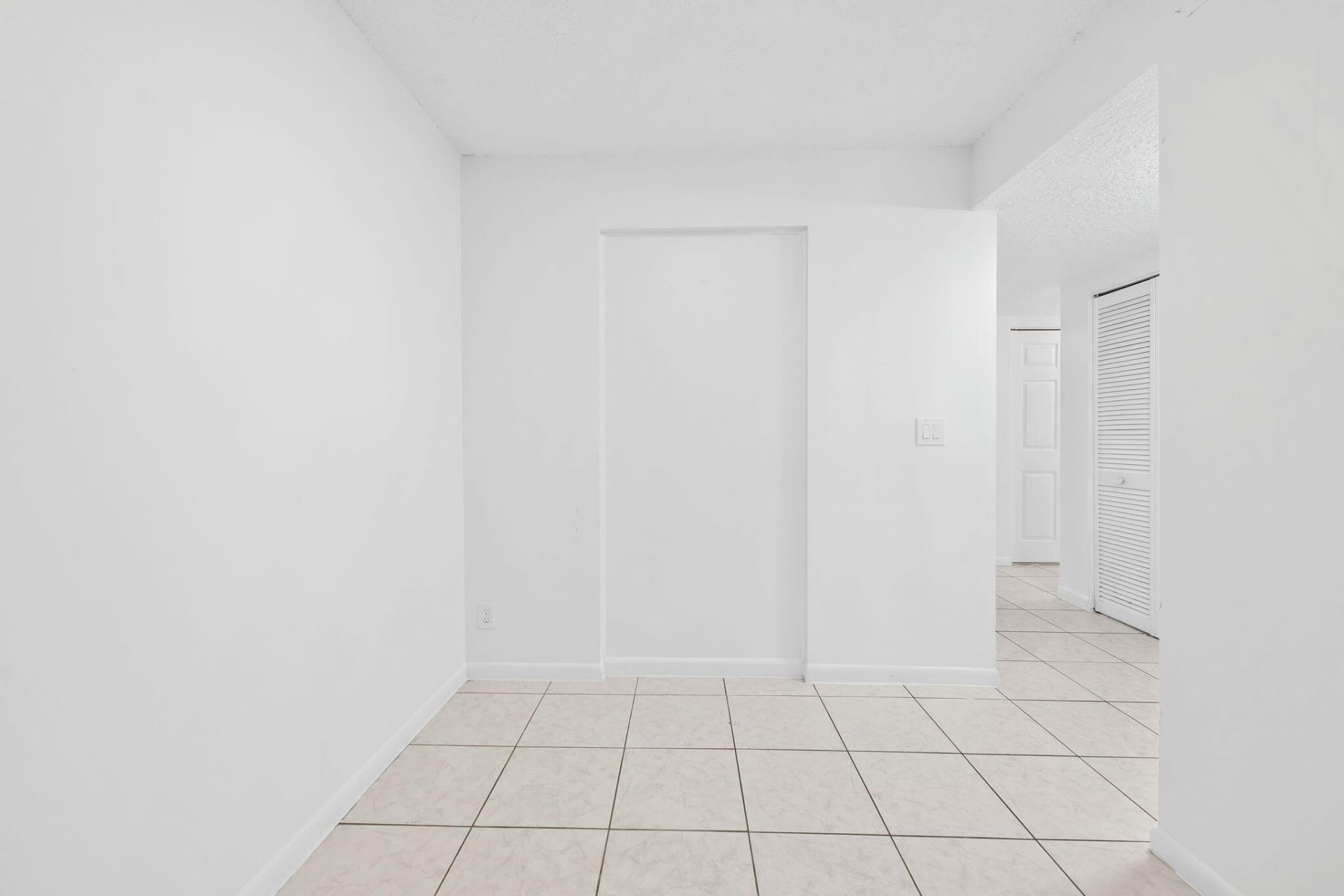 9503 NW 2nd Place, Unit 3-B, Coral Springs, FL 33071 Photo
