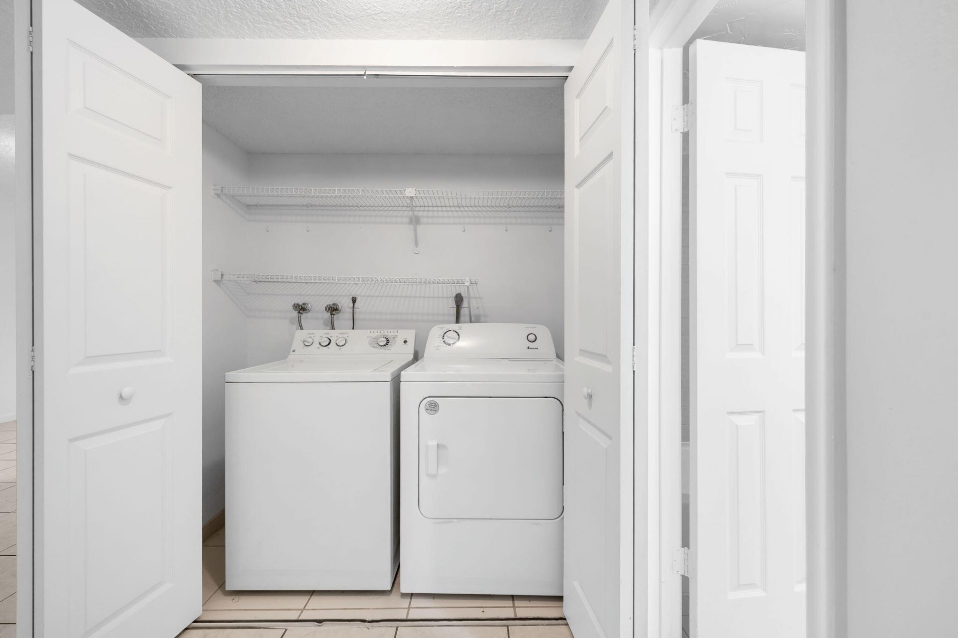 9503 NW 2nd Place, Unit 3-B, Coral Springs, FL 33071 Photo